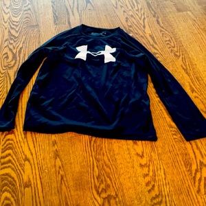 Boys small under armour shirt